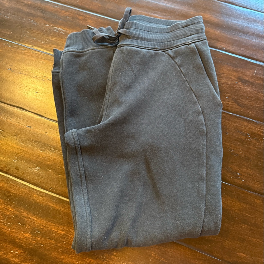 Lululemon scuba joggers